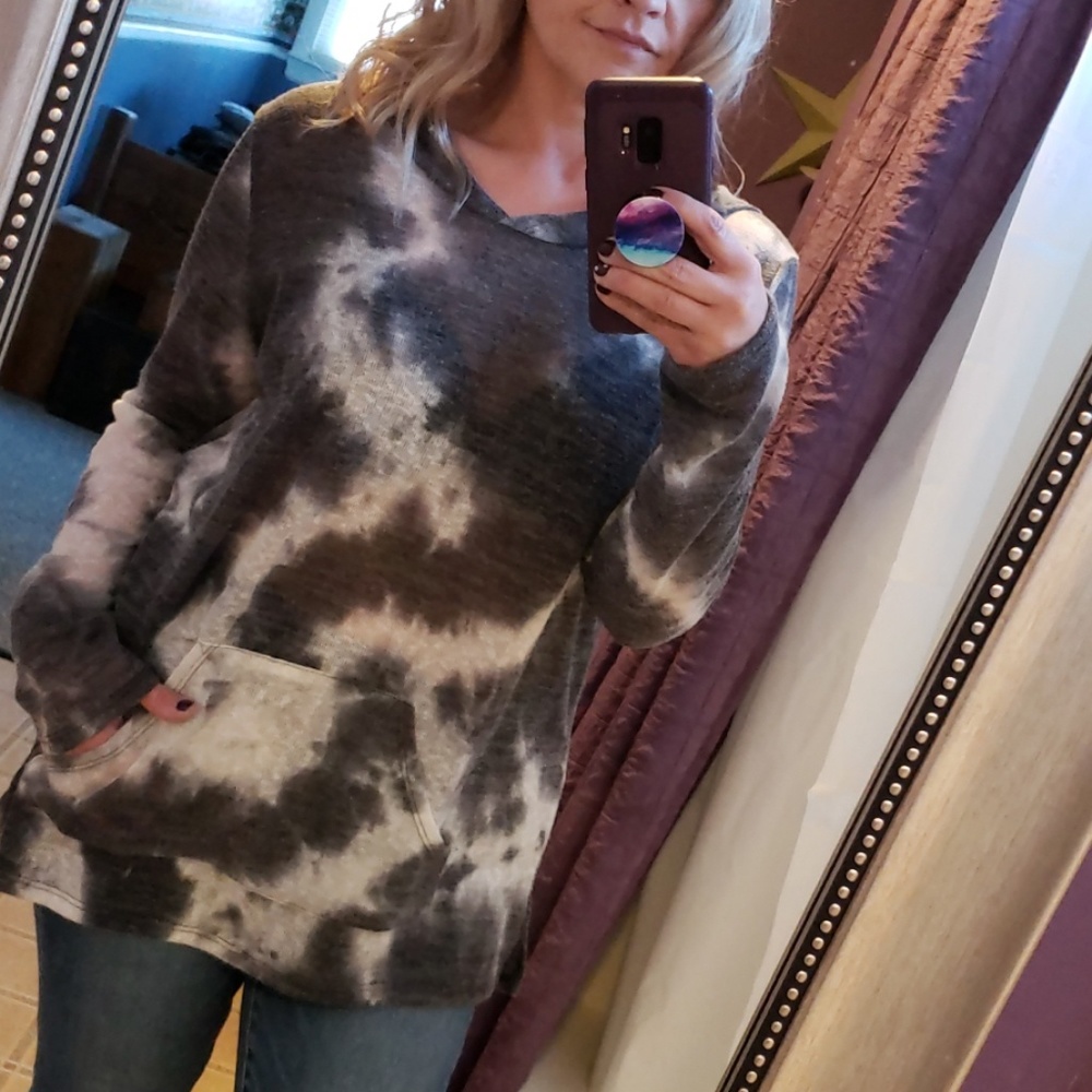 Honey and Lace Carmel hoodie